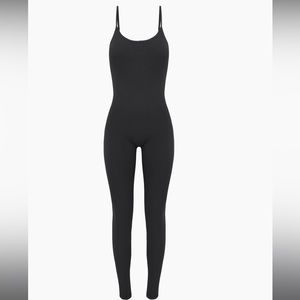 NWT Aritzia TnAction TnaButter New Rhythm Jumpsuit - Sold out Size Small